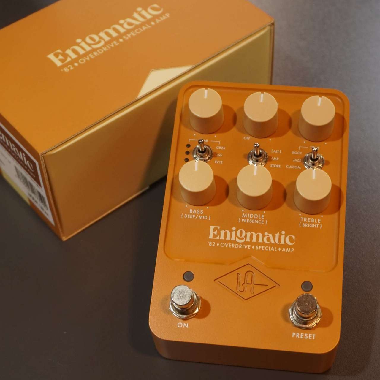 Universal Audio UAFX Enigmatic '82 Overdrive Special Amp