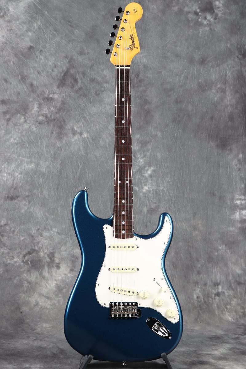 Fender Takashi Kato Stratocaster Paradise Blue Nitrocellulose