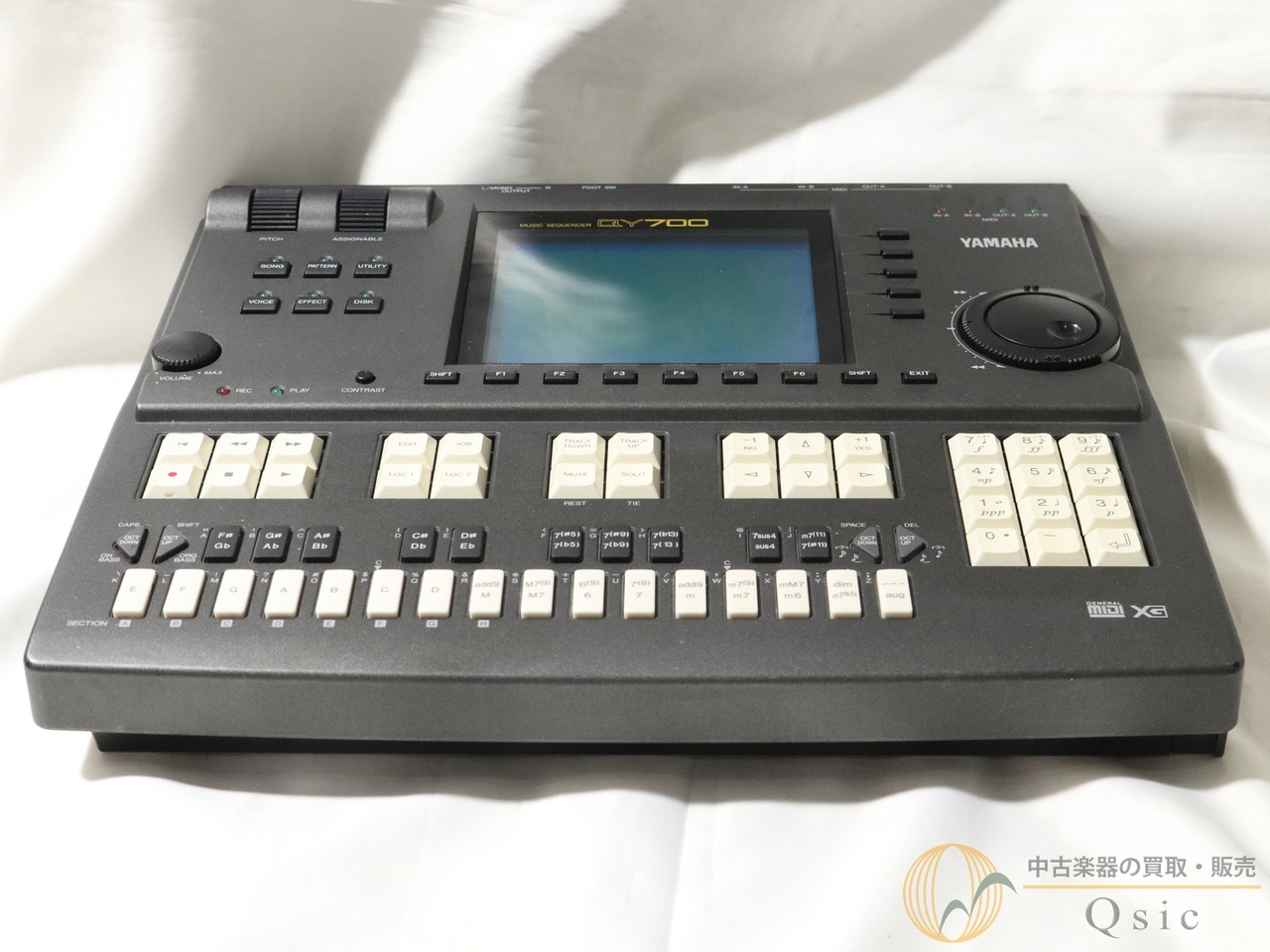 YAMAHA QY700 [PM335]【神戸店在庫】（中古/送料無料）【楽器検索
