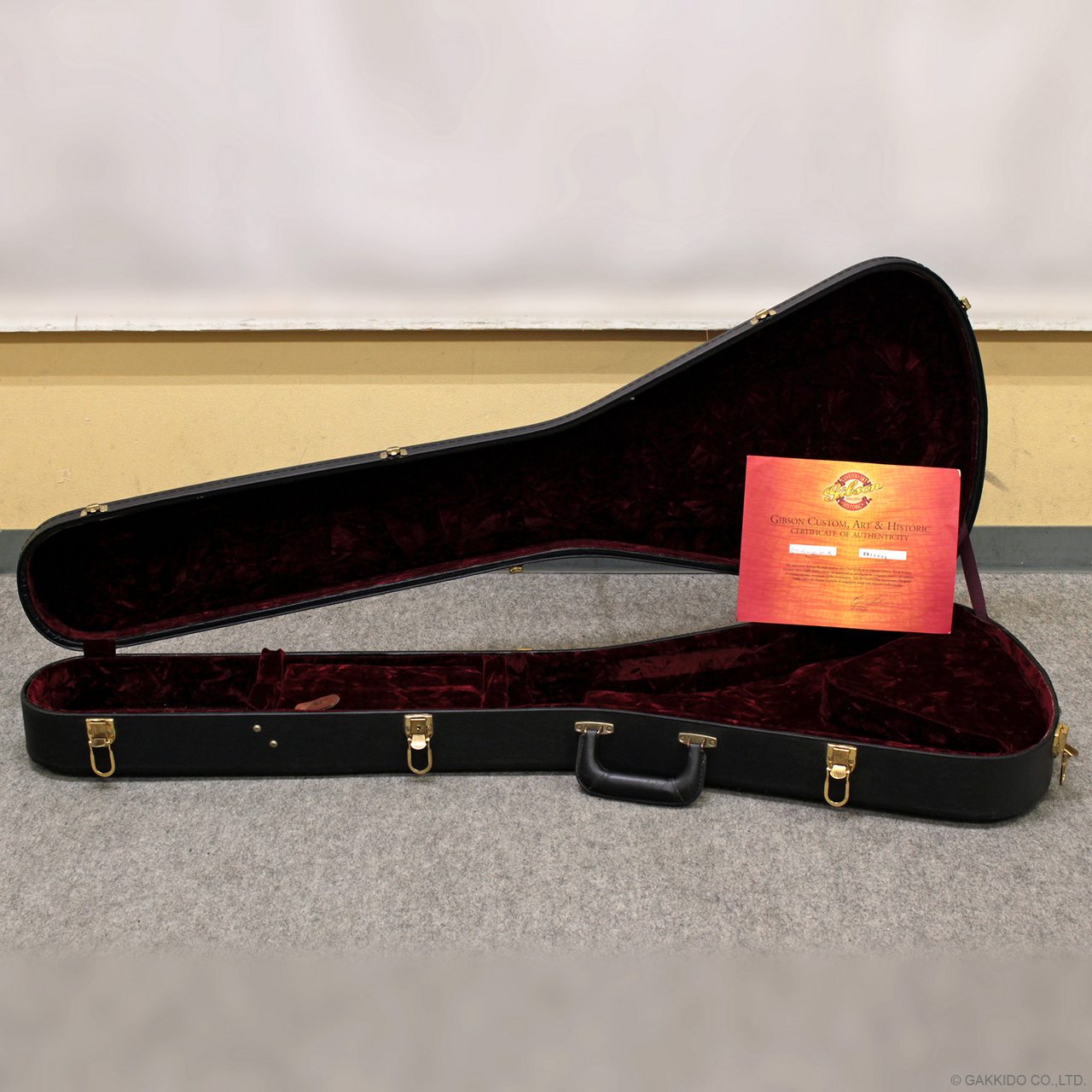 Gibson Custom Shop 1967 Flying V Korina w/Vibrola [Cherry] (2001