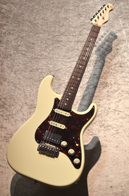 Black Smoker STD SIGMA SSH ～Vintage White～ #26C35 【3.50kg