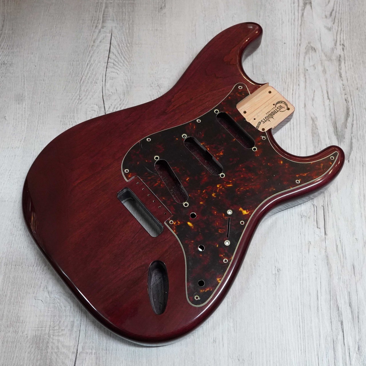 Astronauts Guitars ST / One Master Body（新品）【楽器検索