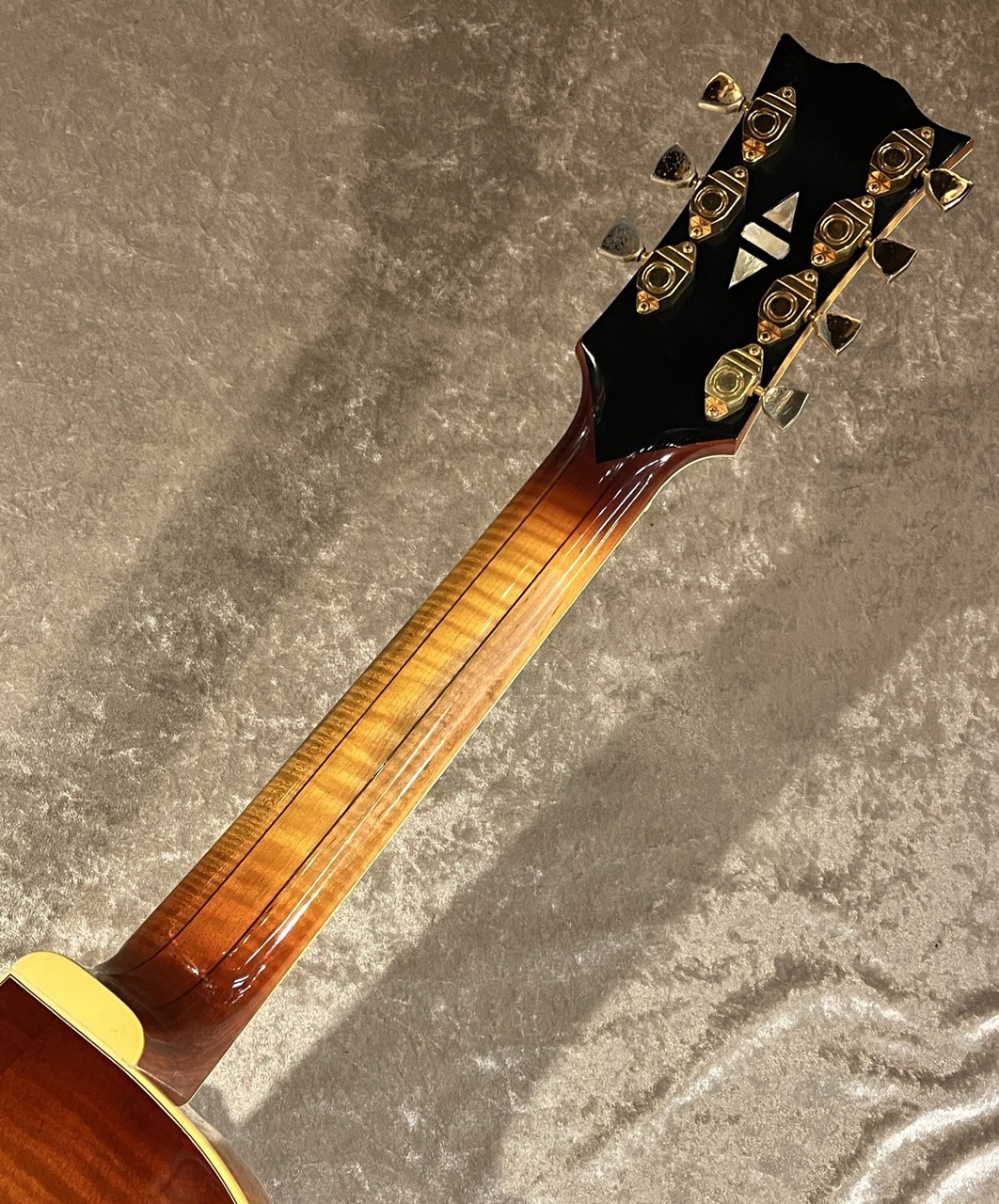 Gibson Custom Shop 【Vintage】 Super400C 7st Sunburst w