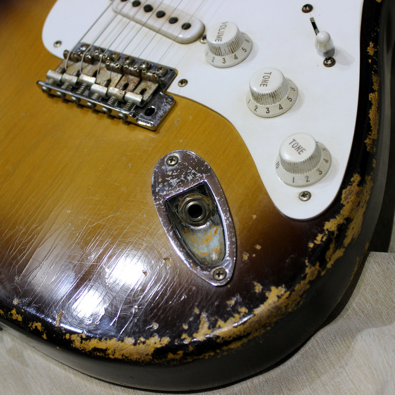 Rebel Relic 55 S Series 2-Tone Sunburst レベル レリック ストラト