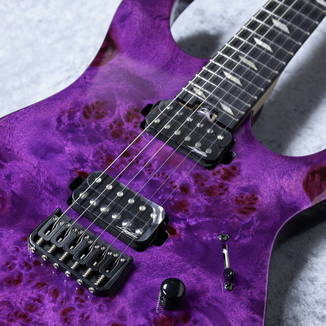 Legator N6SS (magenta) 6弦モデル（新品）【楽器検索デジマート】