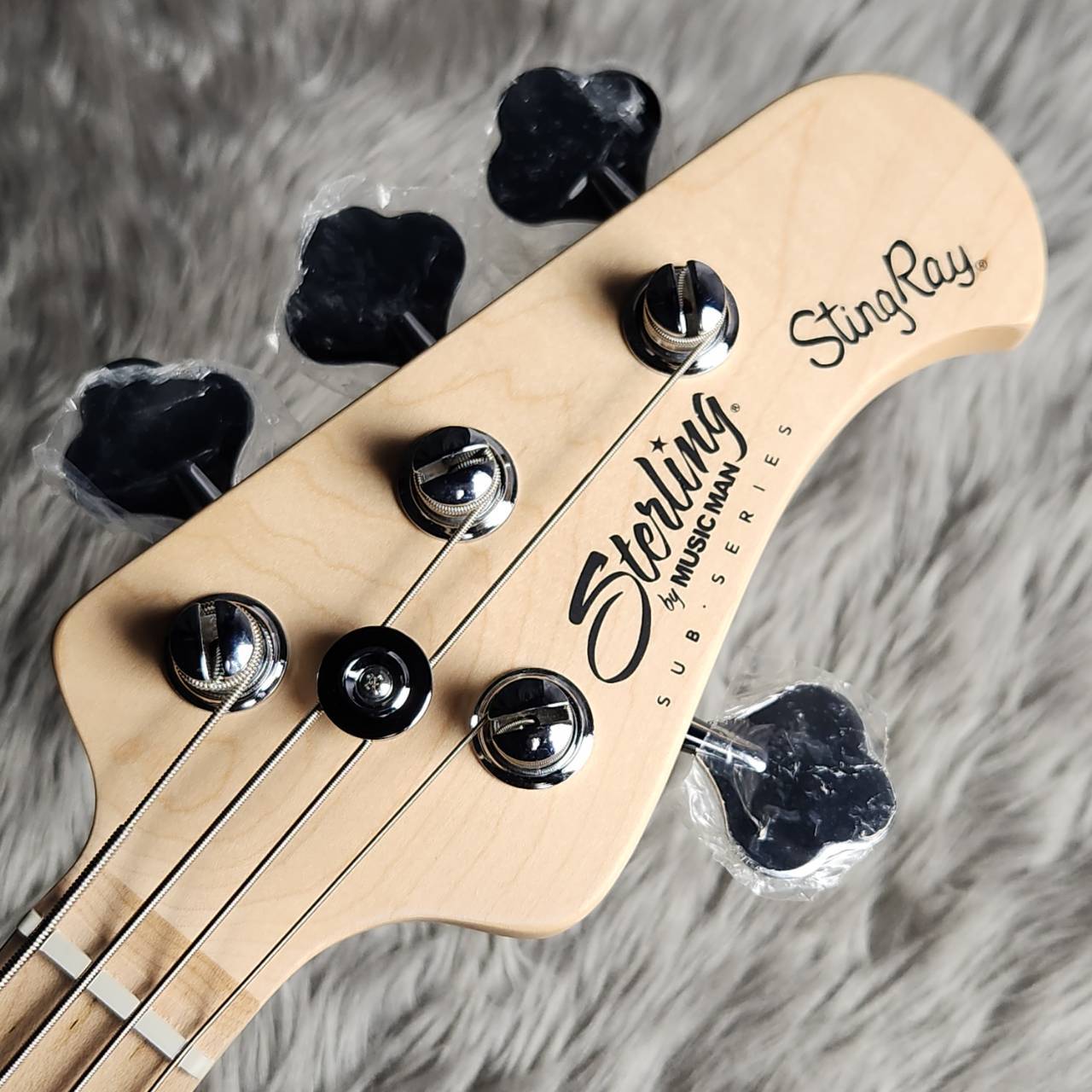 Sterling by MUSIC MAN SUB STINGRAY RAY4 Natural Gloss エレキベース 
