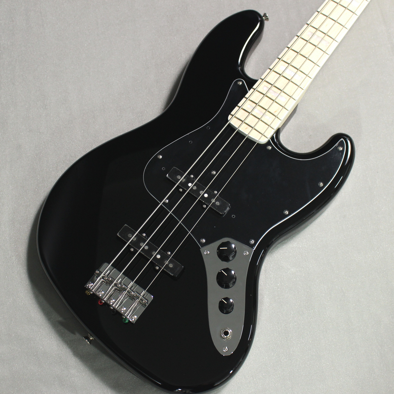 Fender FSR Made in Japan Traditional 70s Jazz Bass /Black【4.71kg