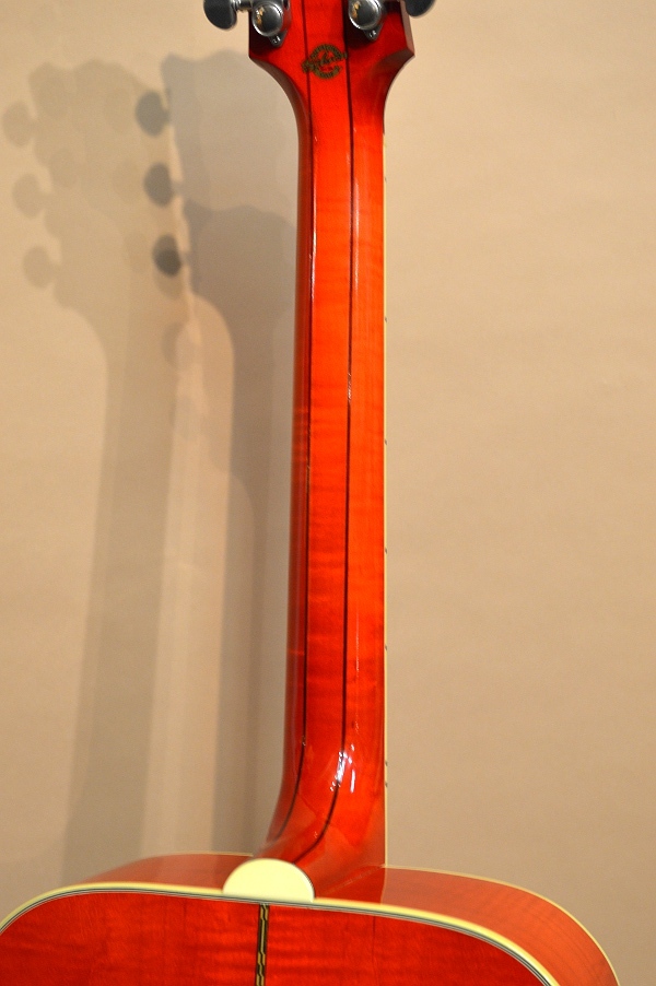 ギター gibson custom shop DOVE 2015 Gibson 2015 Limited Edition Doves In Flight Square Shoulder