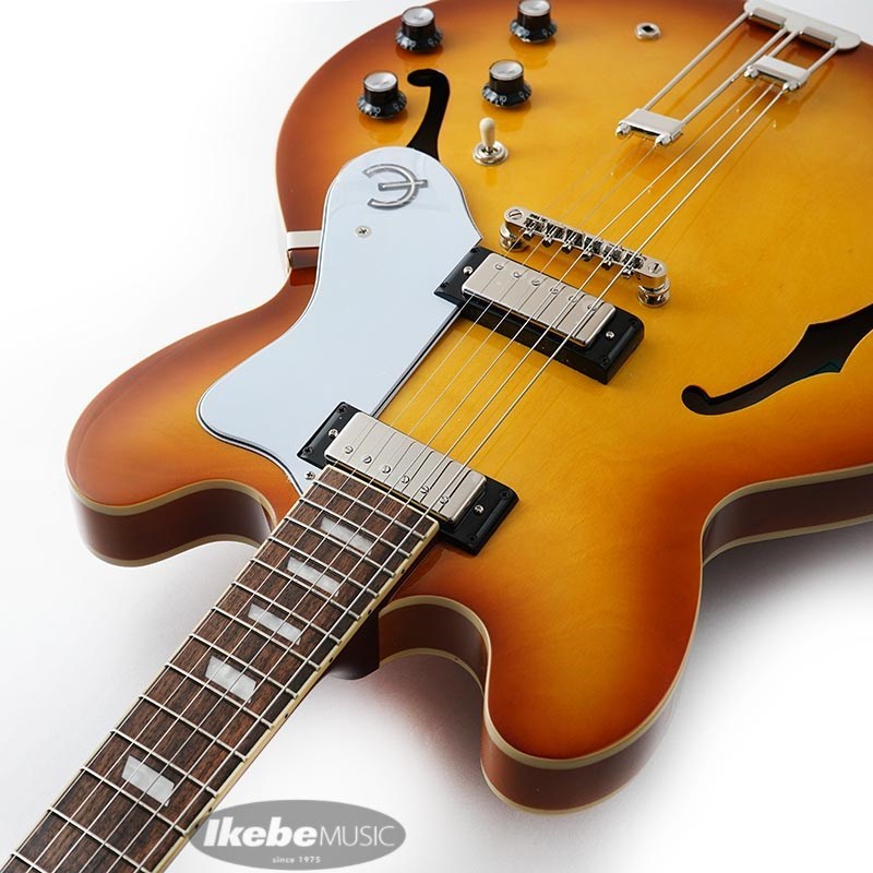 8/19限定1万円値引き！Epiphone Rivieraセミアコ　使用1年未満 mt0110106_m.jpg