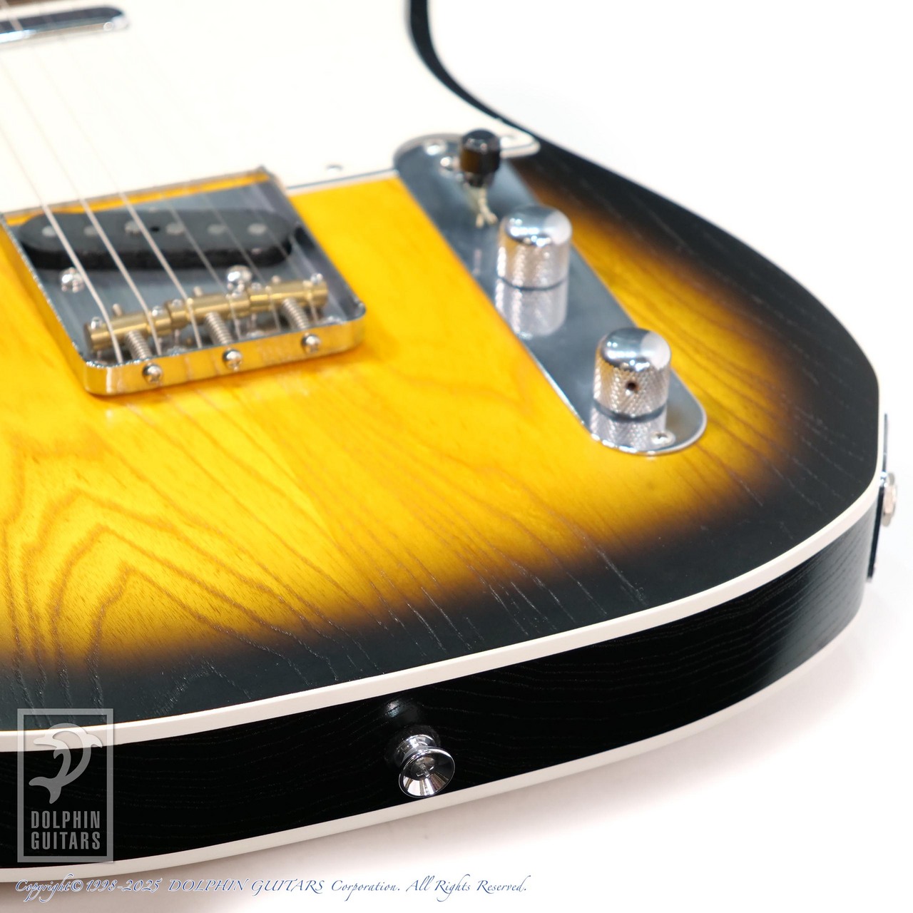 HARRY'S ENGINEERING / dragonfly custom guitars