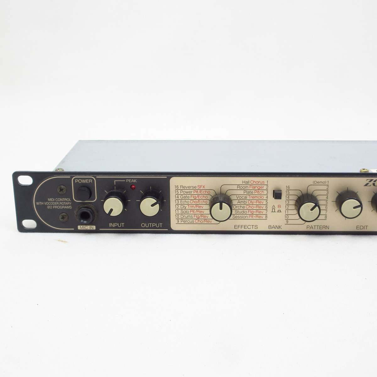 ZOOM Zoom Studio 1204 