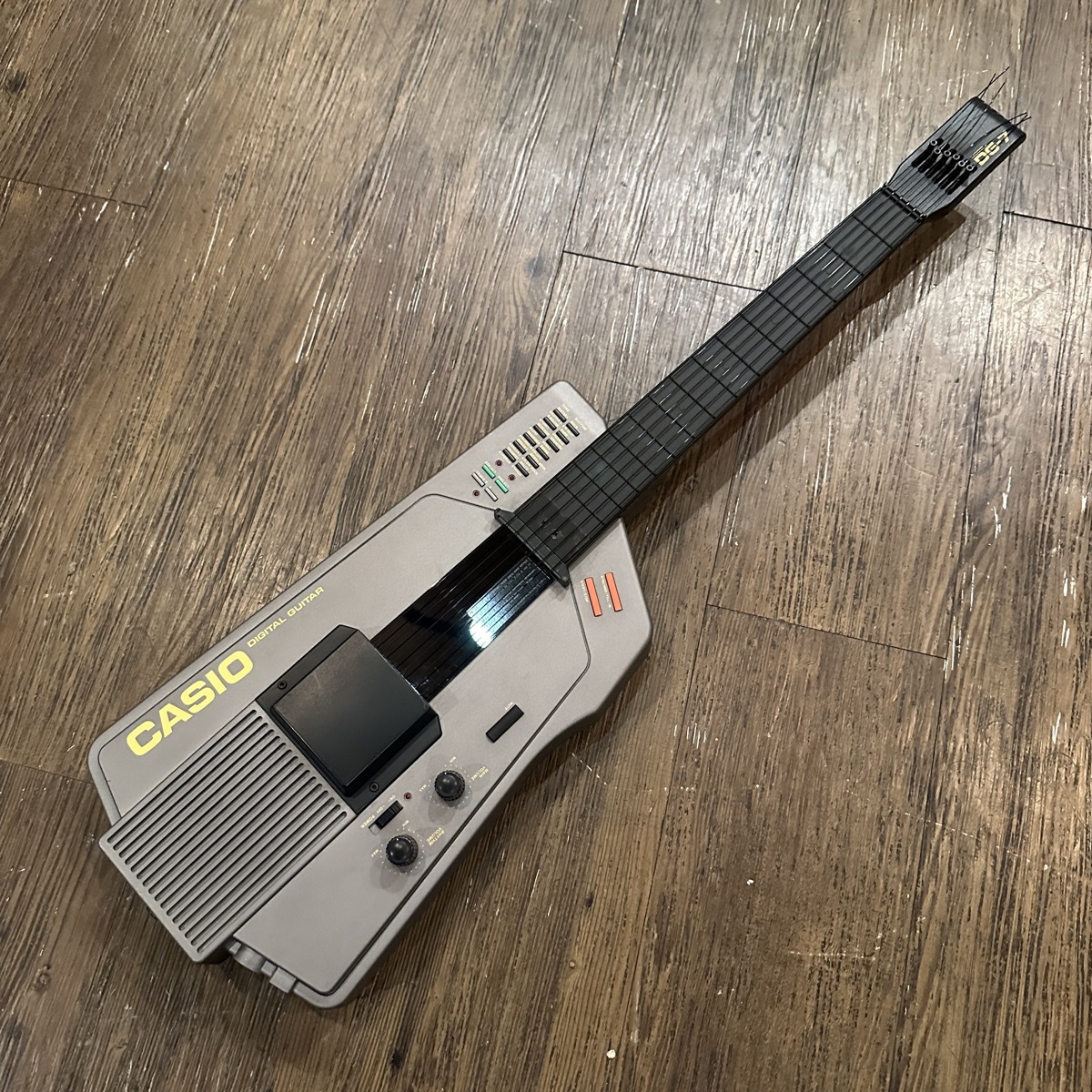 CASIO デジタルギター DG-7 グレー 説明書付 CASIO デジタルギター DG-7 グレー 説明書付 CASIO DG-7 Digital
