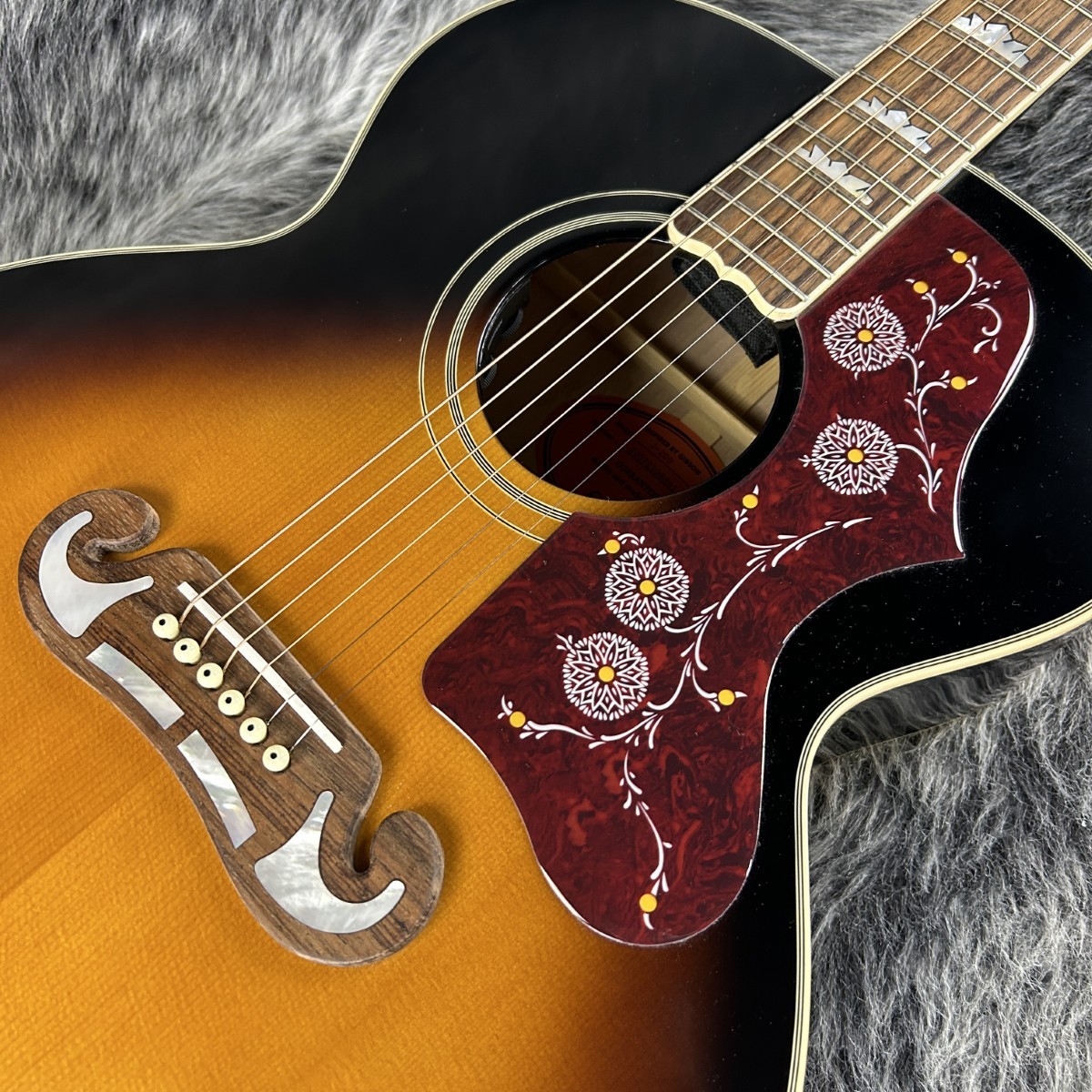 Epiphone Masterbilt J-200 Aged Antique Natural Gloss（中古/送料
