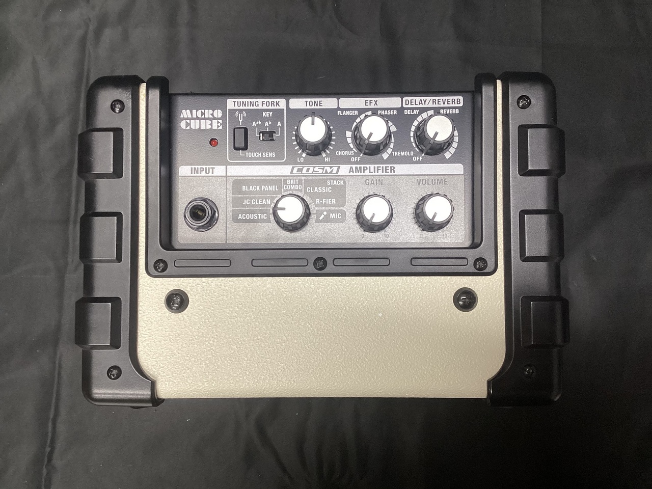 Roland MICRO CUBE / WHT (ローランド マイクロキューブ 小型ギターアンプ)（中古）【楽器検索デジマート】