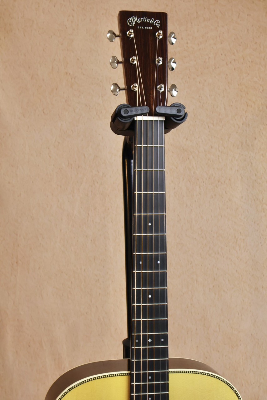 Martin 【2025年製個体】OMJM #2955639【無金利キャンペーン・送料当社