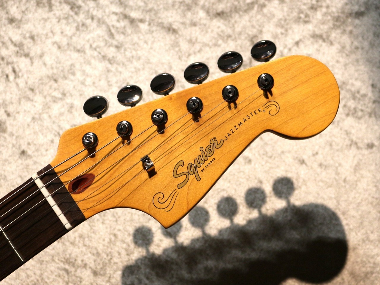 Squier by Fender 【人気モデル!】J Mascis Jazzmaster ~Vintage