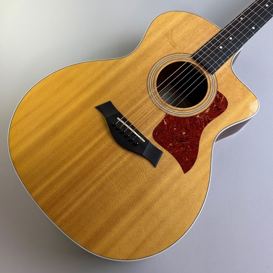 Taylor 214CE