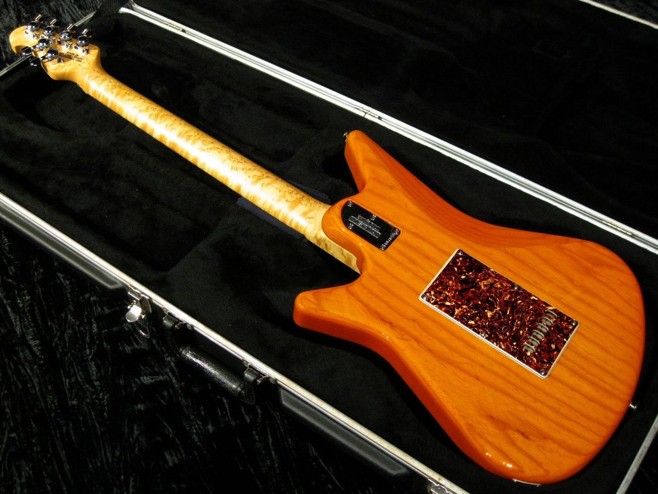 MUSIC MAN Albert Lee SSS Tremolo / Translucent Orange(中古 MUSIC MAN Albert Lee SSS Tremolo / Translucent Orange(中古