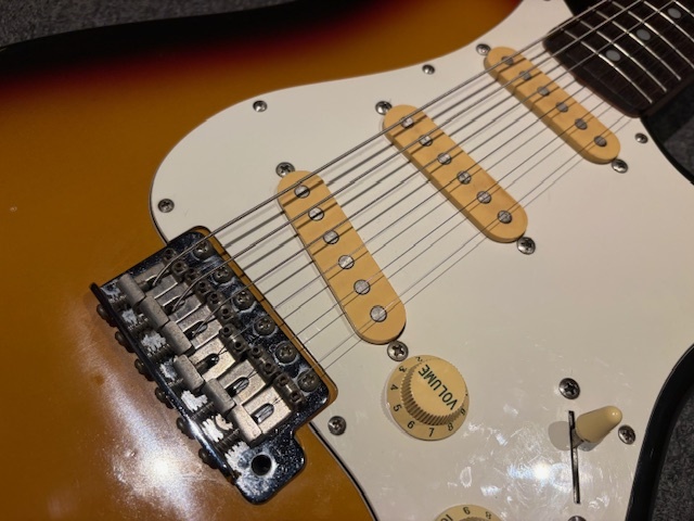 Squier by Fender SST-33 フジゲン製（中古）【楽器検索デジマート】