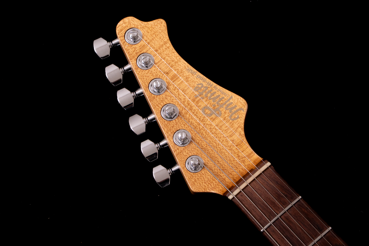 infinite Modernize Bendtop Alder 1P on 5A Quilted Maple Custom