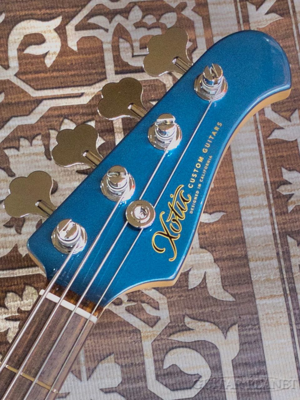 blueです！ Xotic XJ-1T 4st -Dark Lake Placid Blue/S.L Aged-【4.44kg】（新品