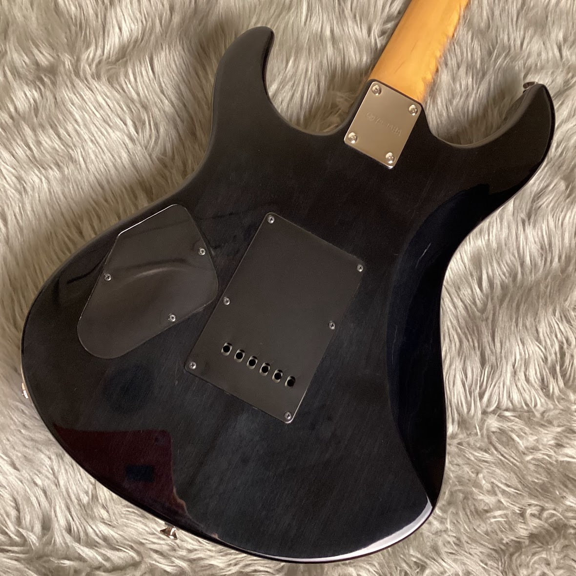YAMAHA PACIFICA611VFM TBL トランスルーセントブラック