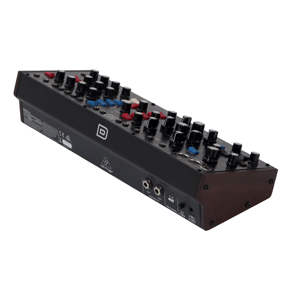 BEHRINGER 【中古】 ベリンガー BEHRINGER MODEL D アナログ シンセサイザー モデルD アナログシンセ （中古/送料無料）【楽器検索デジマート】