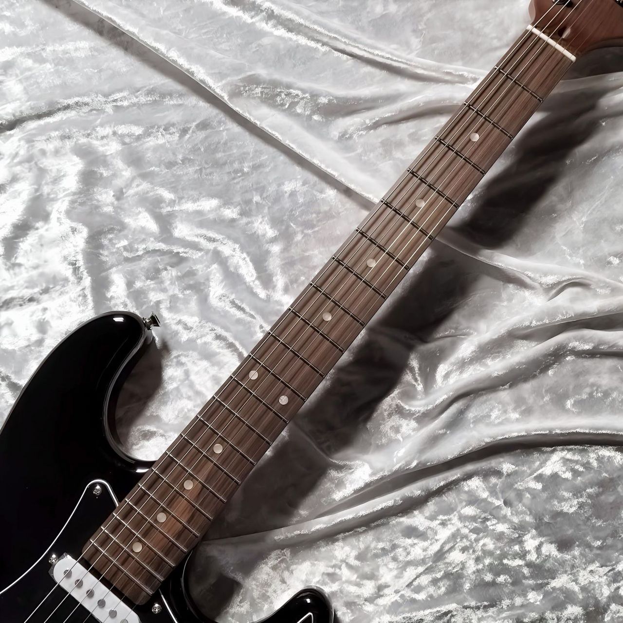 HISTORY HST/SSH-Performance Black ストラトキャスタータイプ ロース