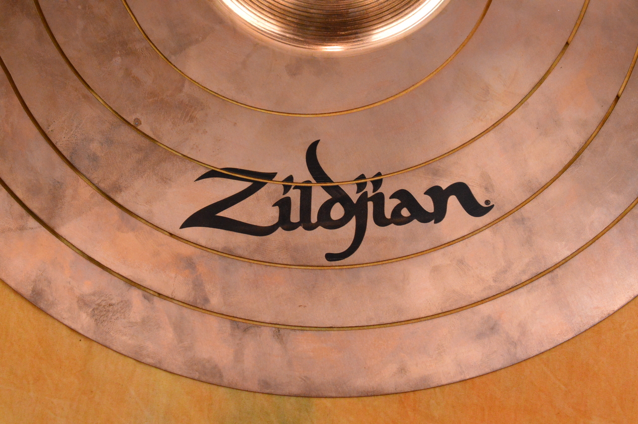 Zildjian スパイラルトラッシュ 18（中古）【楽器検索デジマート】