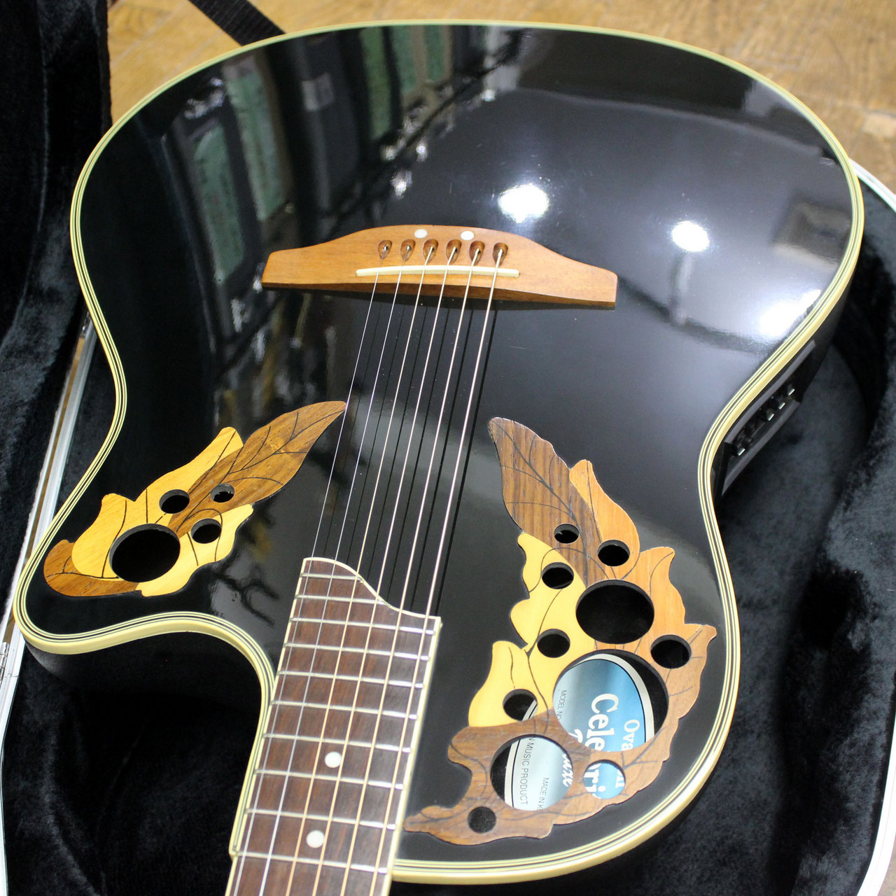Ovation Celebrity Deluxe CS257 Black オベーション・セレブリティ