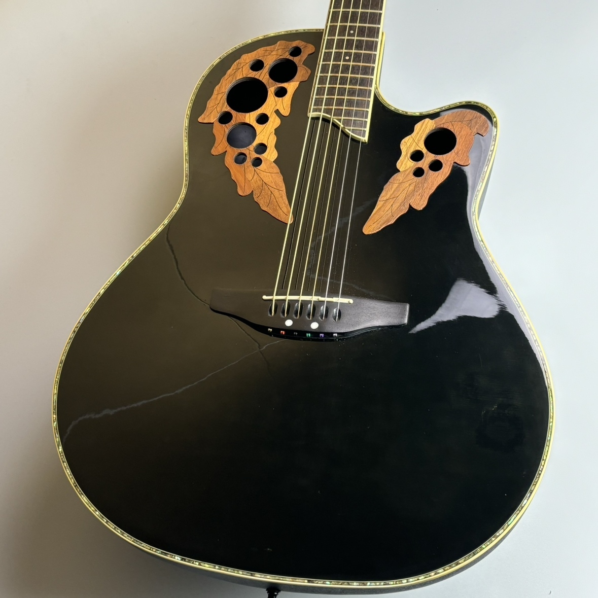 送料込み Ovation Celebrity Deluxe CC265 エレアコ オベーション