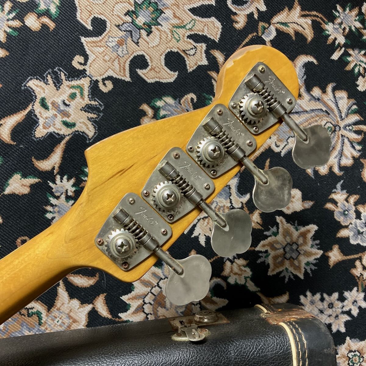 Fender 1974 Jazz Bass Sunburst （ビンテージ）【楽器検索デジマート】