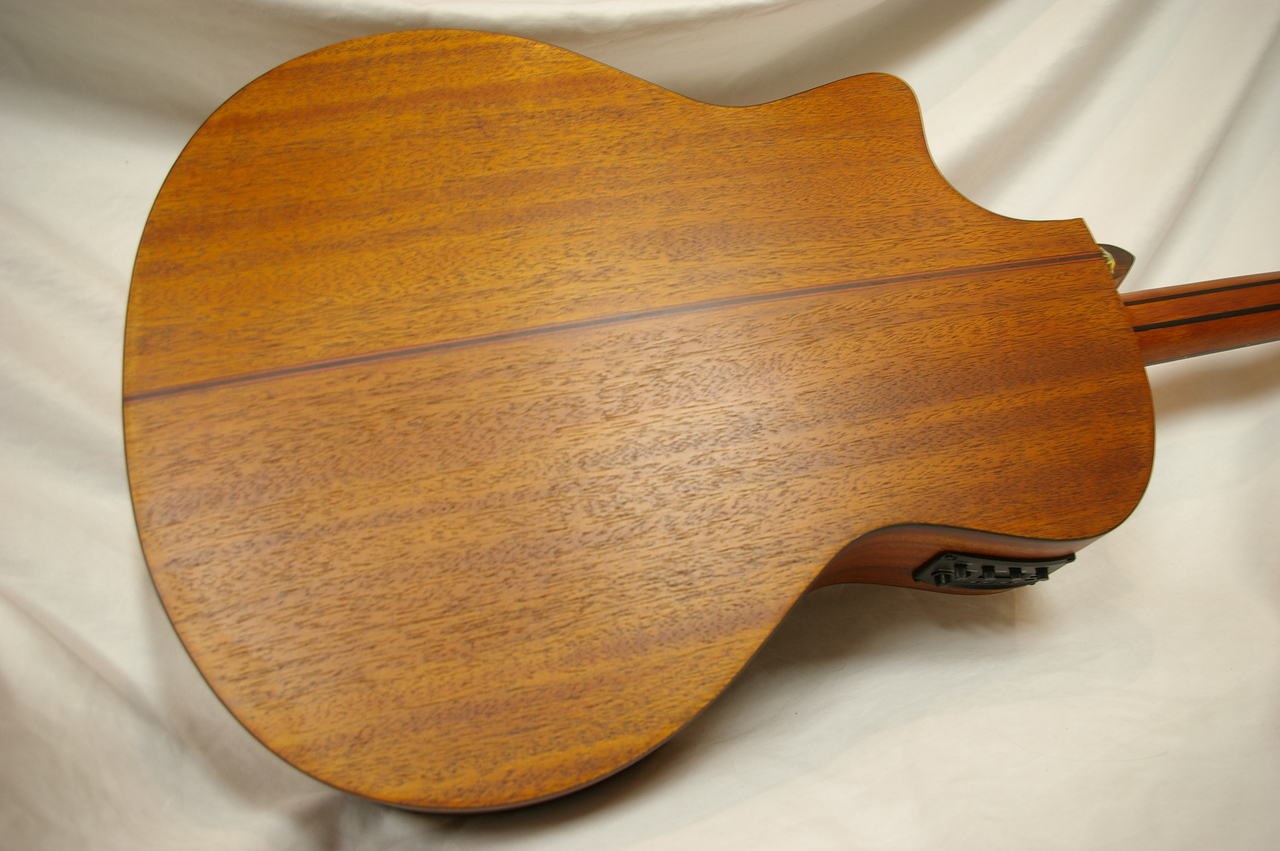 美品　エレアコ　bromo bat2mce ソフトケース付 Bromo Guitars BAT2MCE -Auditorium Electric Acoustic Guitar
