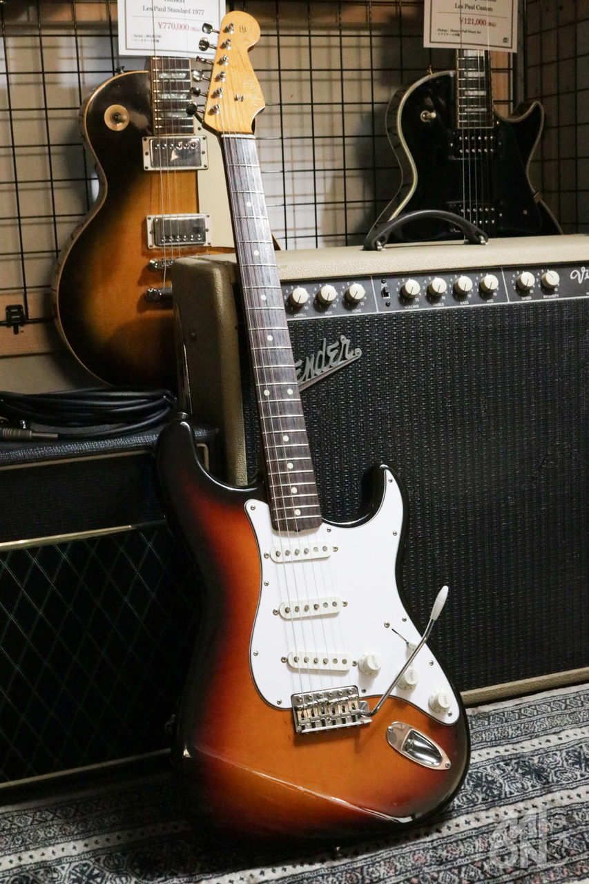フェンダージャパン　サンバースト　ストラト Fender Made in Japan Traditional 50s Stratocaster Anodized