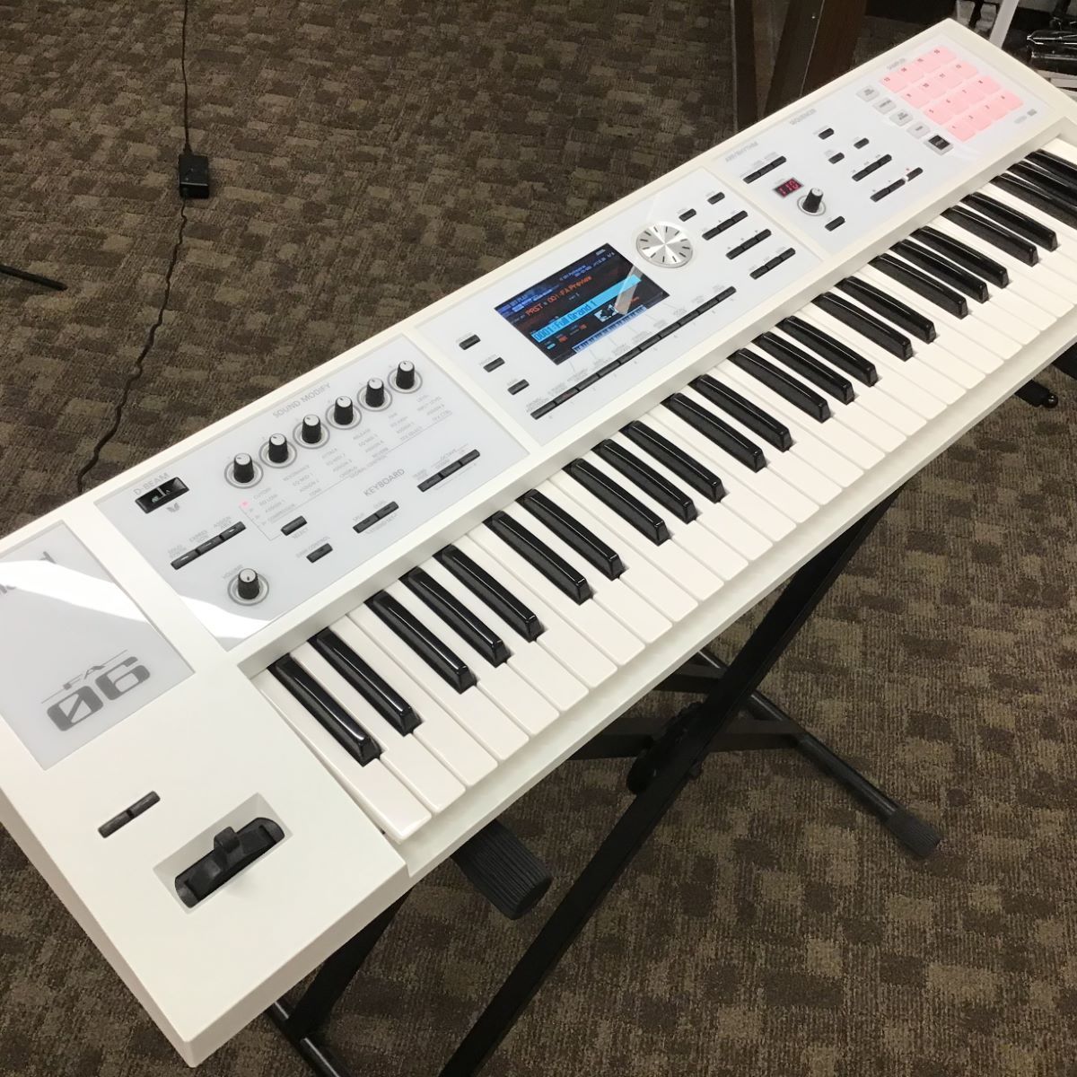 Roland FA-06-SC（中古/送料無料）【楽器検索デジマート】