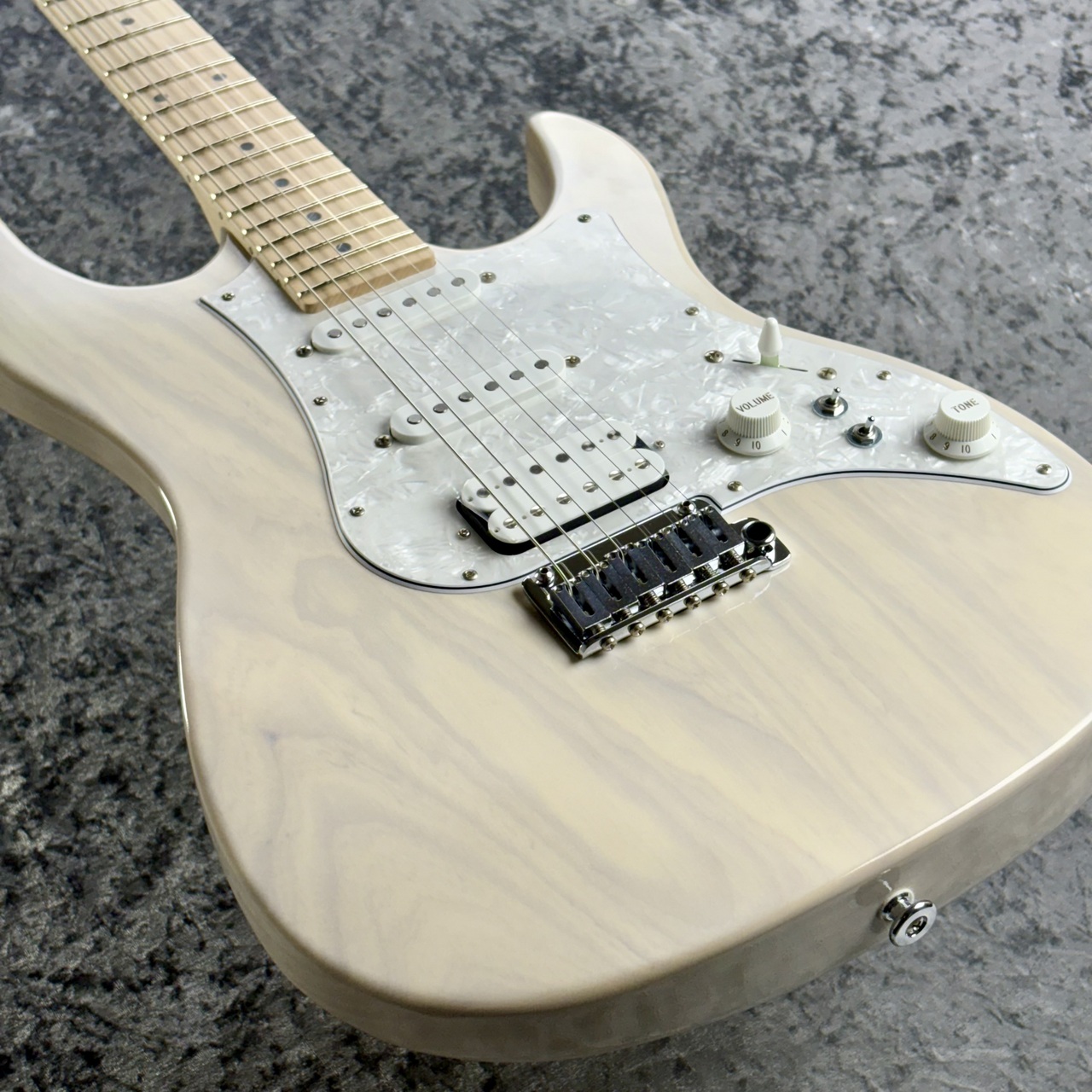 MINIMAL WORKS QUERENCIA F ケレンシア ホワイト 【公式通販】