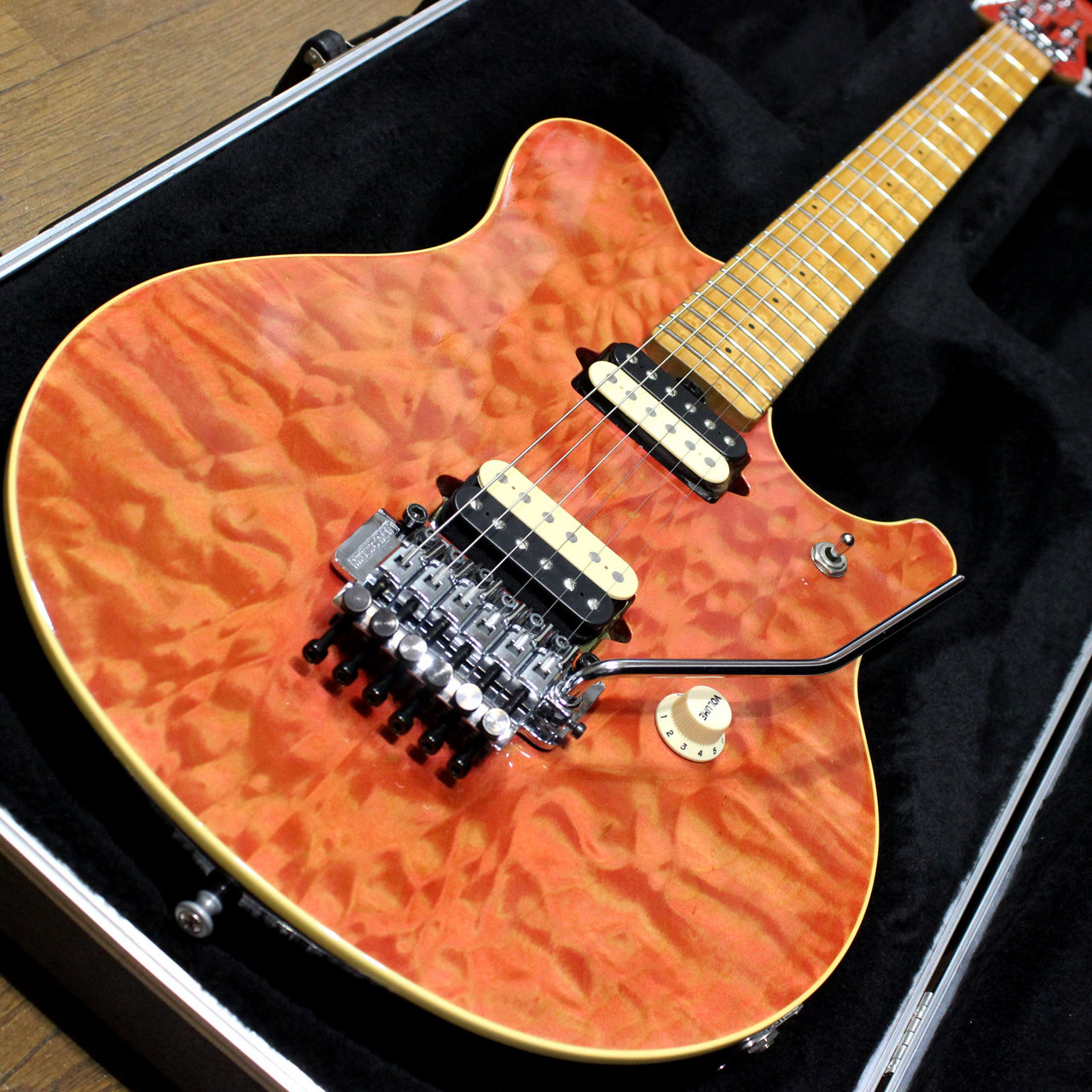 MUSIC MAN AXIS EX Translucent Pink ミュージックマン アクシス EX トランス ピンク  1990年代製です（中古）【楽器検索デジマート】