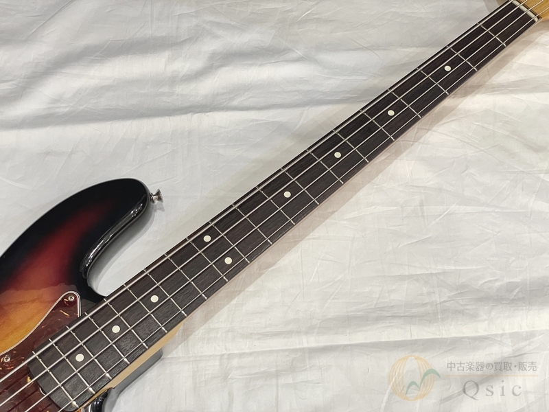 ベース Fender USA AmericanVintage '62 Jazz Bass s-l400.jpg