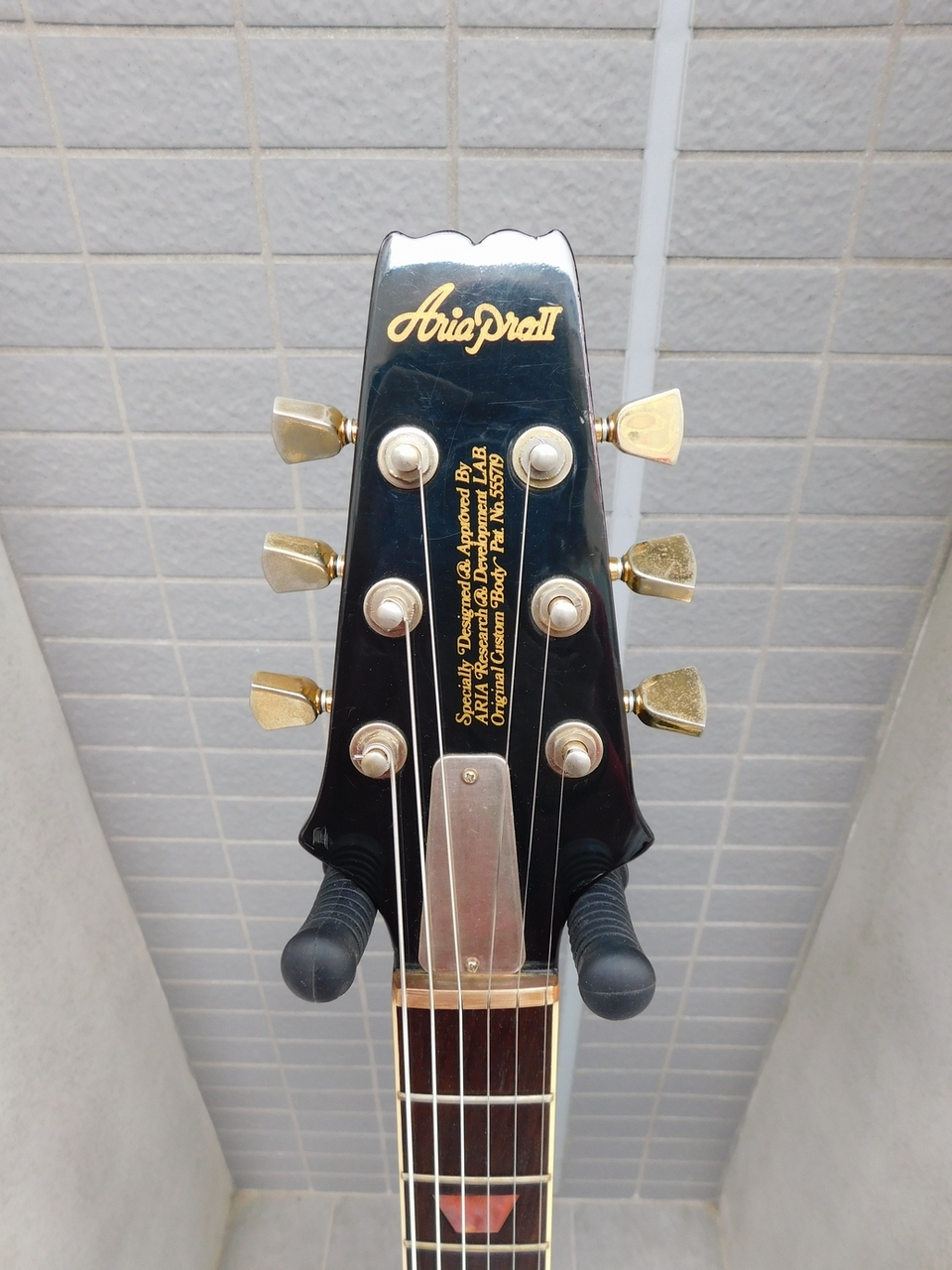 Aria Pro Ⅱ アリア 黒 エレキ&アンプ Amazon.co.jp: AriaProII アリアプロII MACシリーズエレキギター