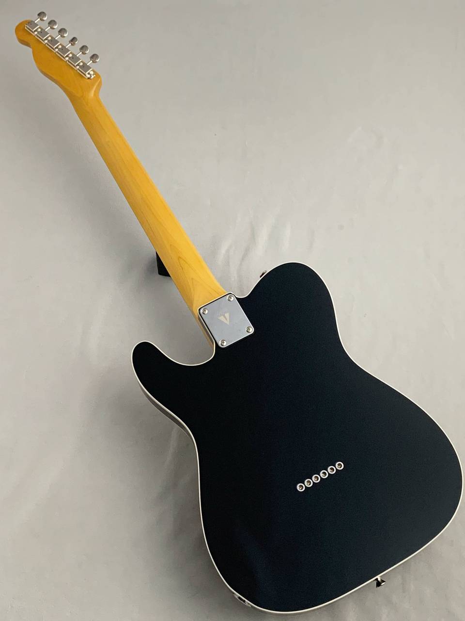 Vanzandt TLV-R2 / Black #10175【3.32kg】（新品）【楽器検索デジマート】