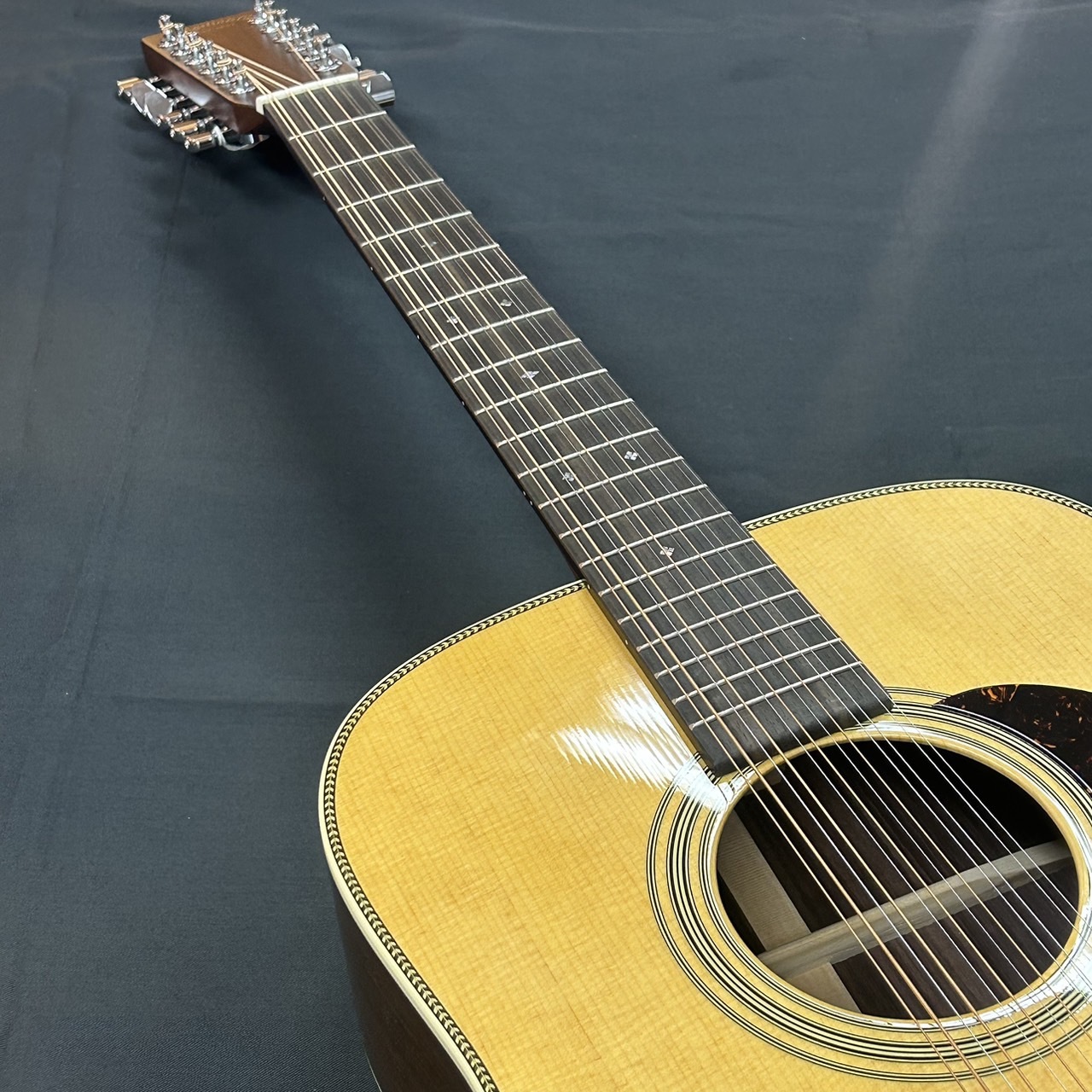 Martin HD-28V 中古 Martin HD-28V 2000（中古）【楽器検索デジマート】