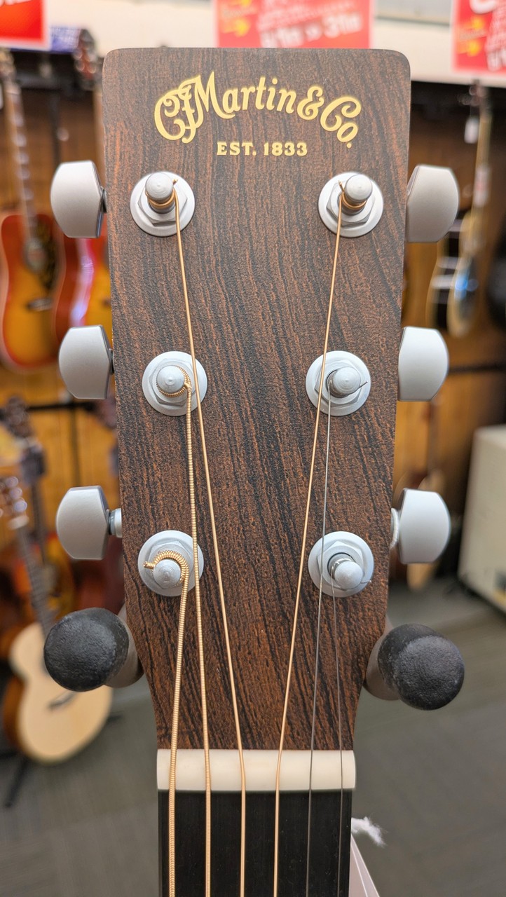 Martin Djr エレアコ エレアコギター】Martin D-X2E Burst Sit/Macが入荷しました