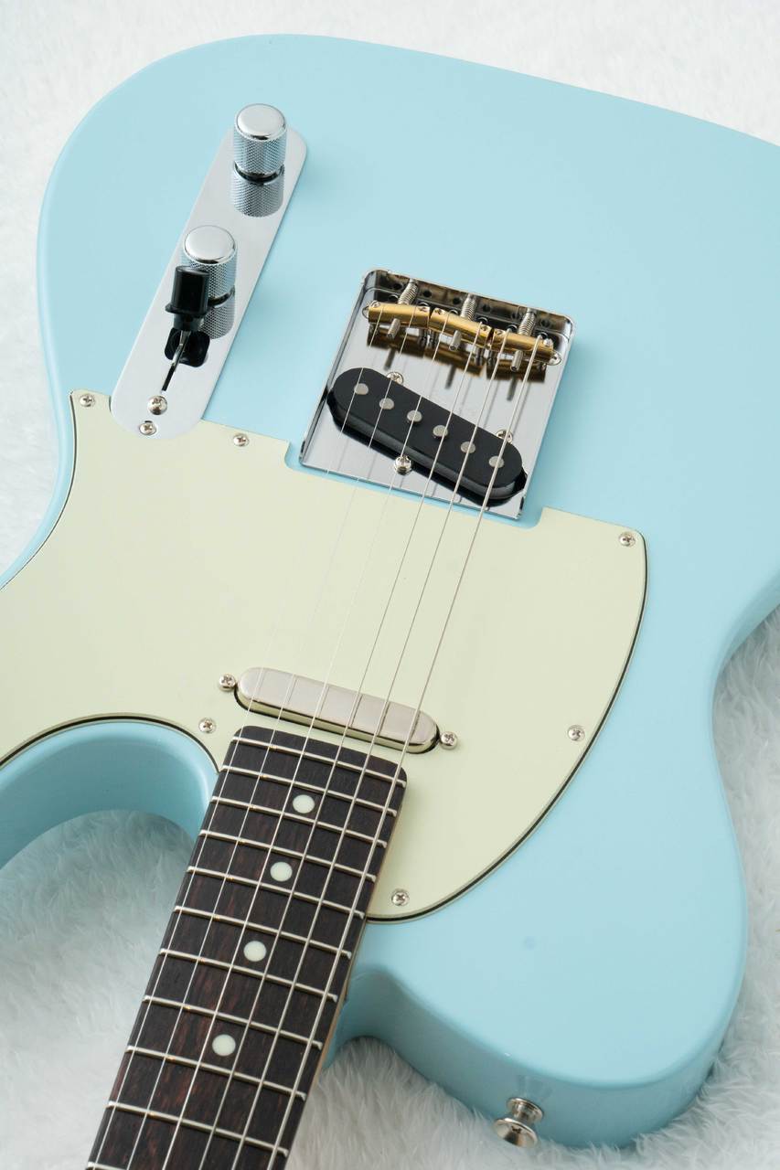 Fender FSR Made in Japan Hybrid II Telecaster Daphne Blue Matching