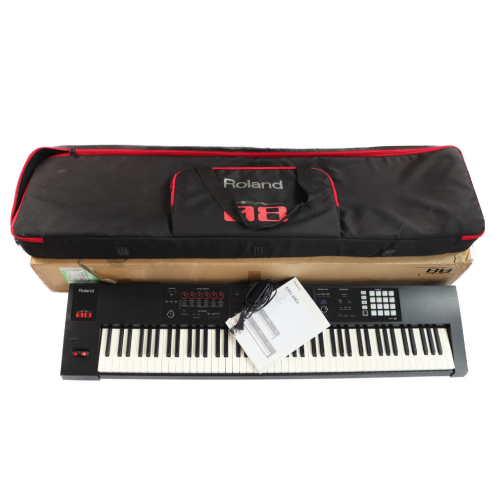 Roland FA-08 シンセサイザー(ソフトケース付) Roland 【中古】 ROLAND ローランド FA-08 Music Workstation