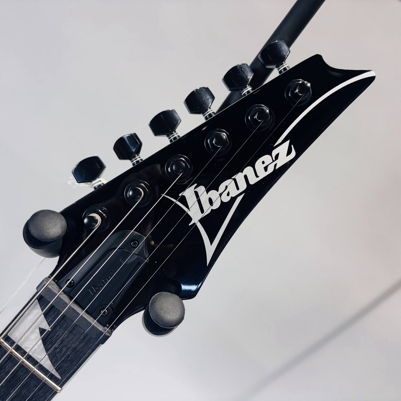 【限定モデル】Ibanez RGV250 BK Ibanez RGV250 BK エレキギター初心者14点セット【Bluetooth搭載