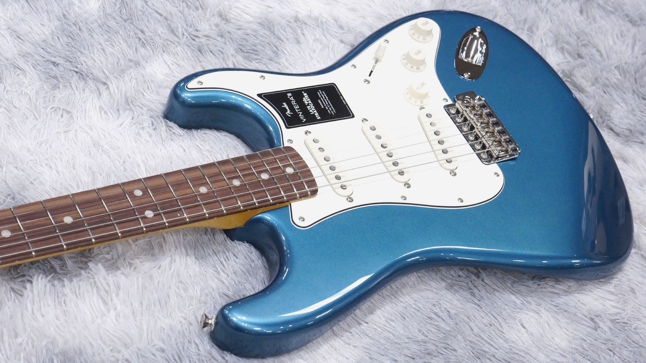 Fender Vintera III Late '60s Stratocaster, Rosewood Fingerboard