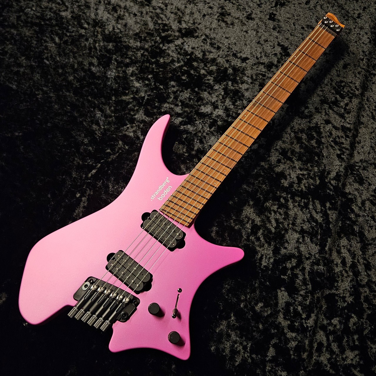 【美品】Strandberg Boden Type エレキギター strandberg BODEN Standard N2.6T -Electric Fuchsia Metallic