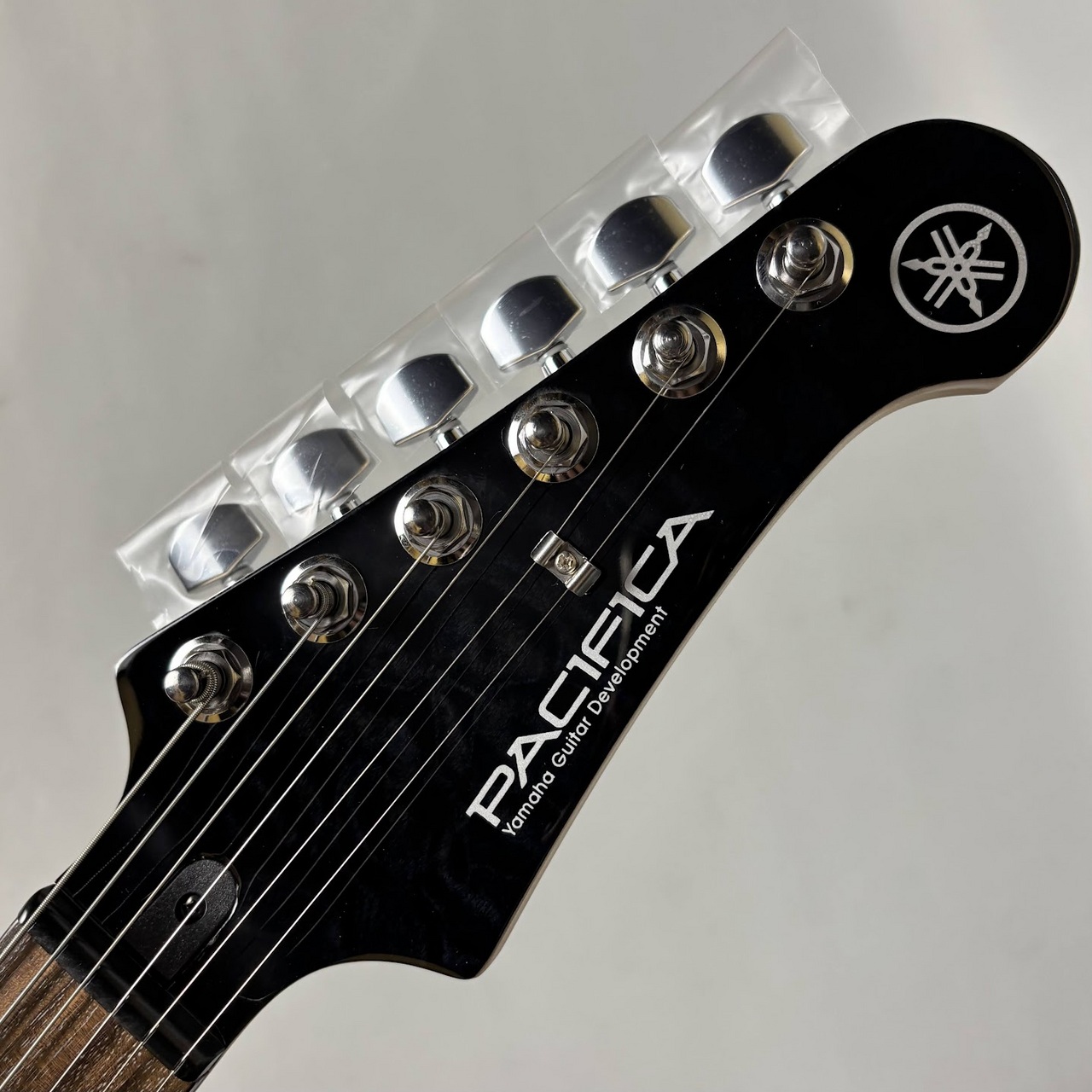 YAMAHA 【現物画像】PACIFICA212VQM TBL トランスルーセント