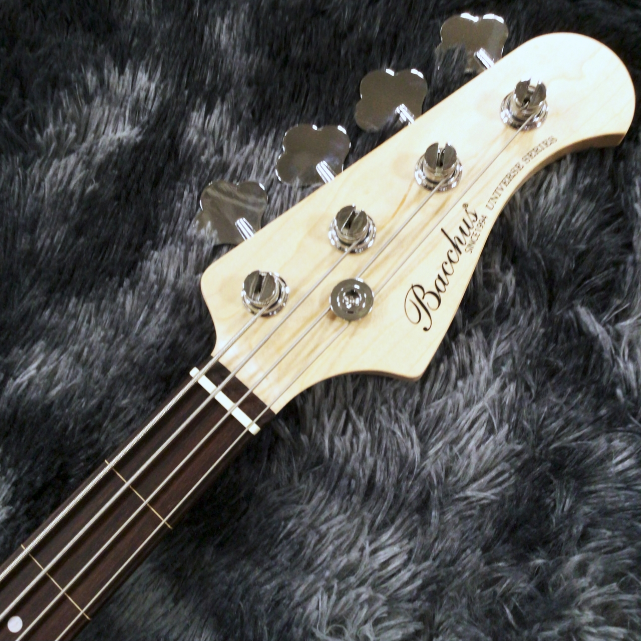 Bacchus BJB-1R-FL 3TS (3-Tone Sunburst) -Univers Series