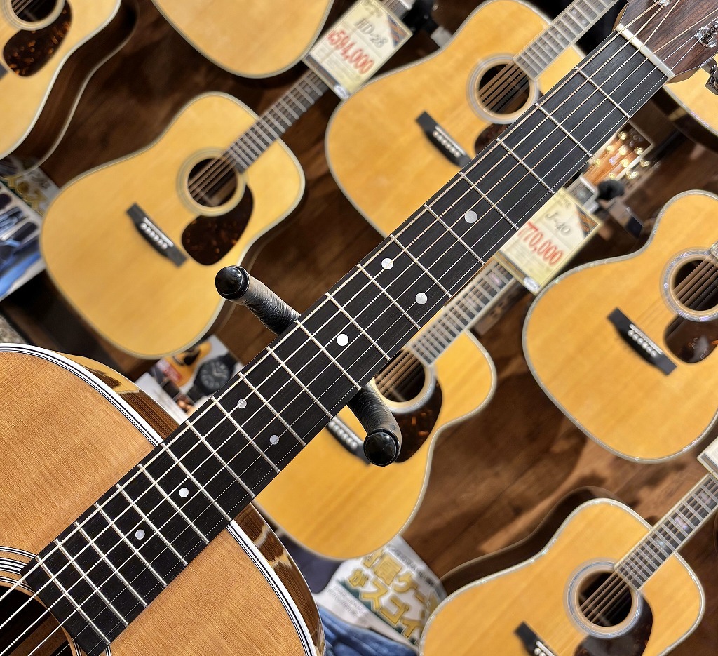 Martin 【8月決算セール 第2弾目玉品】 000-28【2001年製